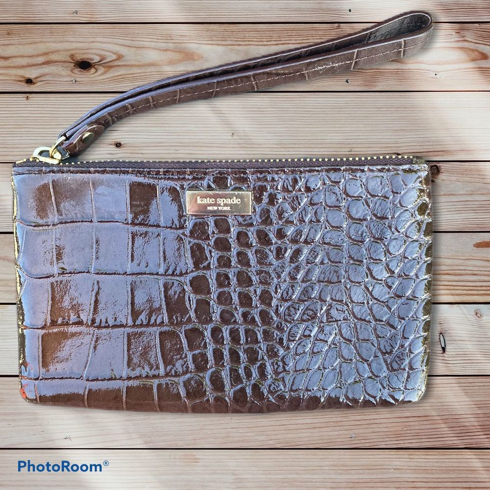 Kate Spade Brown Wristlet NEW